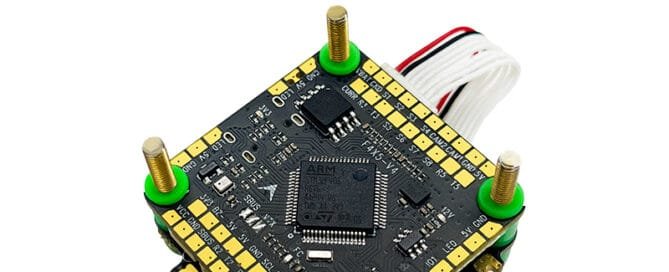 F405 V4 FC and BLS 60A 4-in-1 ESC stack for FPV freestyle drones