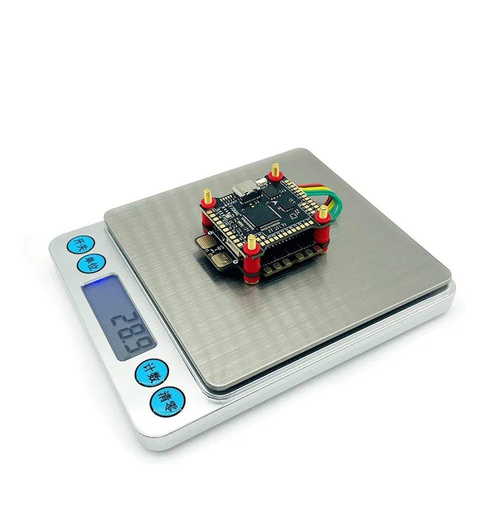 D-F760 FPV flight controller USB Type-C and board details